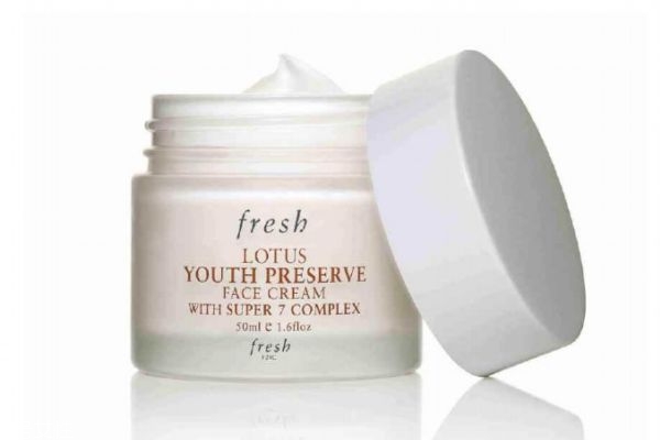 20歲左右用什么眼霜好 適合25歲以下用的眼霜 20歲左右用什么眼霜好 適合25歲以下用的眼霜