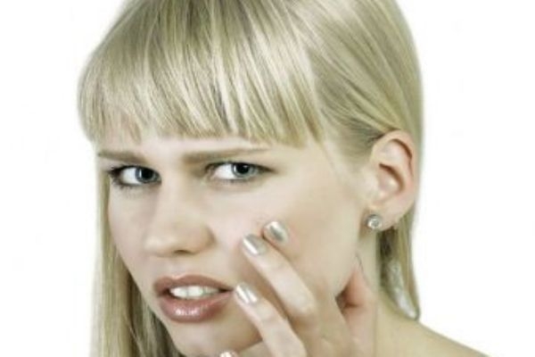 孕婦濕熱重怎么辦 濕熱會(huì)傳染胎兒嗎