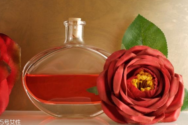 如何辨別香水品質 劣質香水威脅健康
