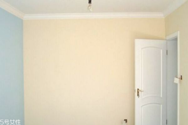 乳膠漆和壁紙哪個好 各有優(yōu)缺點(diǎn)