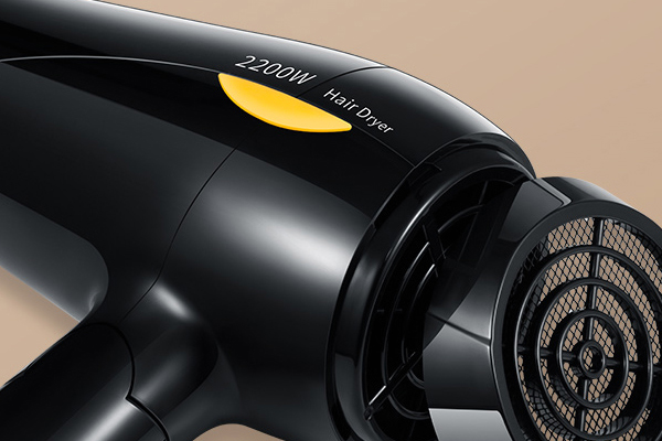 吹風(fēng)機(jī)會(huì)不會(huì)爆炸？使用吹風(fēng)機(jī)要注意安全