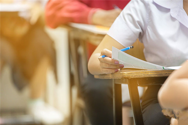 如何有效控制近視？視光師護眼4重點