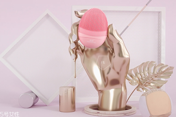 洗臉用這幾種水，越洗越白