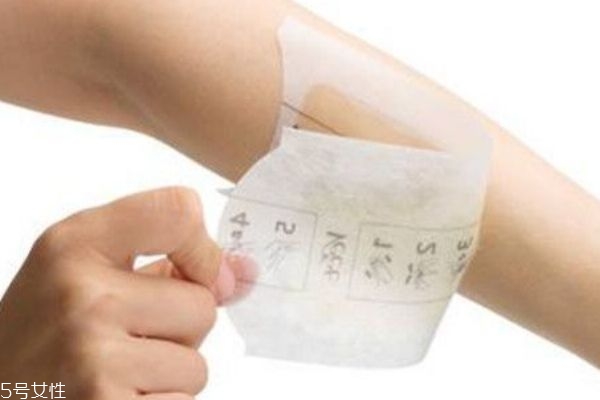 蠟紙脫毛多久可以長出來 蠟紙脫毛的危害 蠟紙脫毛多久可以長出來 蠟紙脫毛的危害