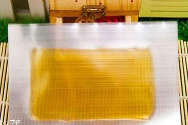 蠟紙脫毛多久可以長出來 蠟紙脫毛的危害 蠟紙脫毛多久可以長出來 蠟紙脫毛的危害