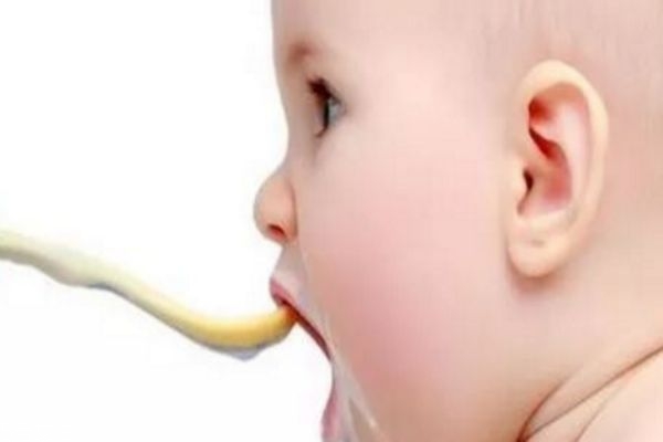 米粉能和奶粉一起沖嗎 最好不要哦 米粉能和奶粉一起沖嗎 最好不要哦