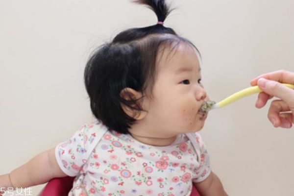 嬰兒米粉可以煮著吃嗎 選購(gòu)米粉注意點(diǎn) 嬰兒米粉可以煮著吃嗎 選購(gòu)米粉注意點(diǎn)