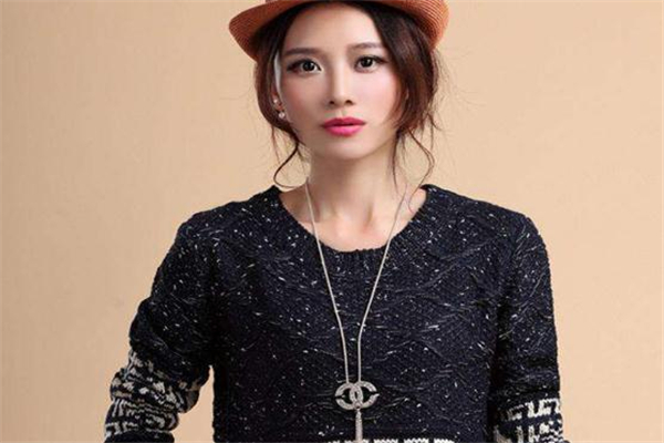 毛衣用什么洗才柔軟？適當(dāng)加入衣物柔順劑