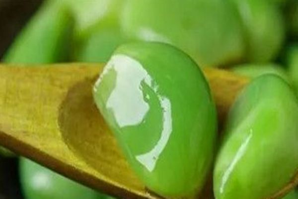 臘八蒜的醋可以反復(fù)用嗎 可以的哦 臘八蒜的醋可以反復(fù)用嗎 可以的哦