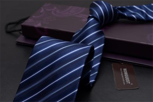 領(lǐng)帶洗變形了怎么恢復(fù) 5招教你恢復(fù)原樣 領(lǐng)帶洗變形了怎么恢復(fù) 5招教你恢復(fù)原樣