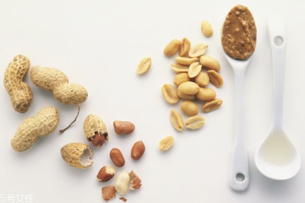 減肥中午可以吃米飯嗎 減肥午餐應該怎么吃 減肥中午可以吃米飯嗎 減肥午餐應該怎么吃