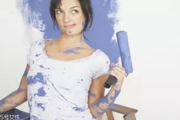 衣服上的油漬怎么去除小竅門 7招讓你告別油漬污染 衣服上的油漬怎么去除小竅門 7招讓你告別油漬污染