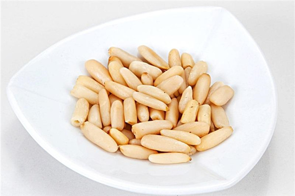 松子的神奇功效 快來認識松子吧