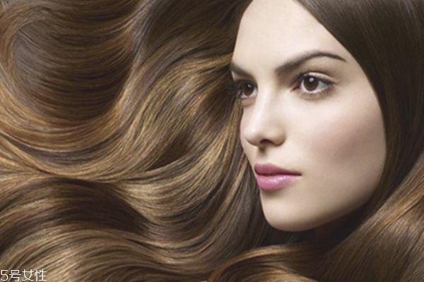 免洗護發(fā)素對頭發(fā)好嗎 可以防止靜電 免洗護發(fā)素對頭發(fā)好嗎 可以防止靜電