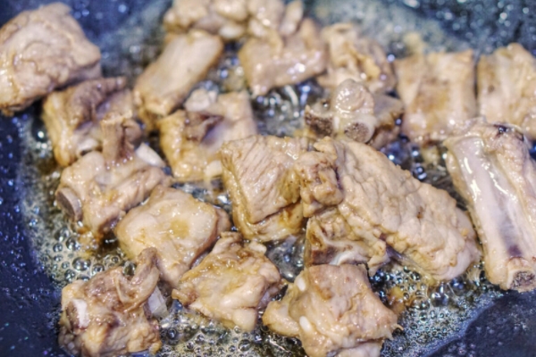 紅燒排骨有什么營養(yǎng) 必須了解的知識(shí)