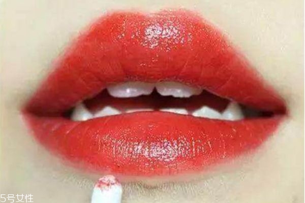 圣誕日常妝怎么畫 圣誕妝容教程 圣誕日常妝怎么畫 圣誕妝容教程