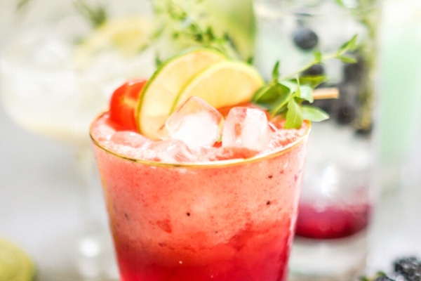 雞尾酒是什么酒 屬于飲料類 雞尾酒是什么酒 屬于飲料類