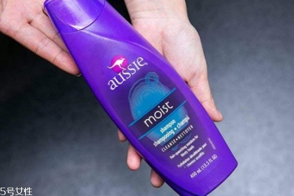 油性發(fā)質是什么樣的 頭發(fā)油膩且有油垢