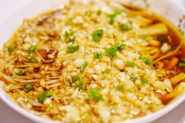 金針菇是菌類嗎 屬于這個(gè)類別 金針菇是菌類嗎 屬于這個(gè)類別