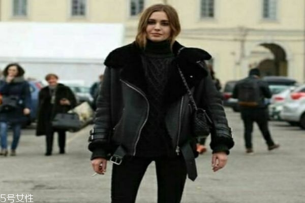 羊羔毛是軟的好還是硬的好 軟的比較好