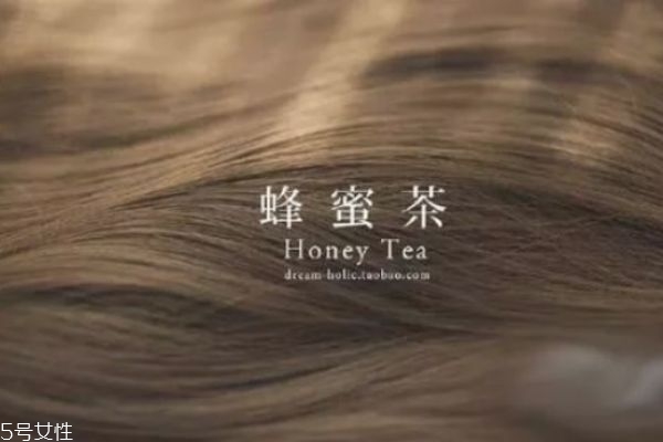 什么頭發(fā)顏色顯白 超顯白的頭發(fā)顏色 什么頭發(fā)顏色顯白 超顯白的頭發(fā)顏色