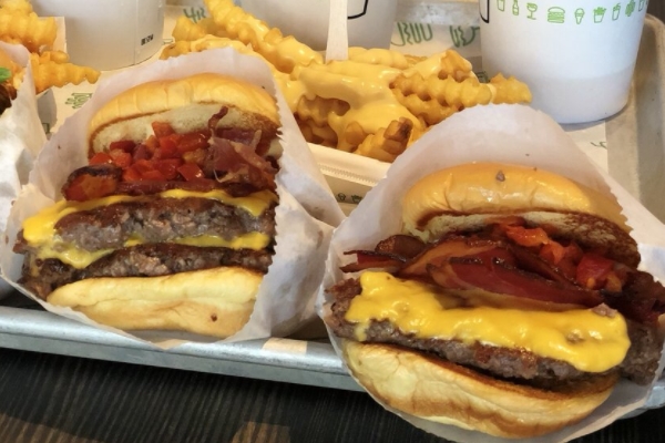 漢堡還可以用什么加熱 3個方法教給你 漢堡還可以用什么加熱 3個方法教給你