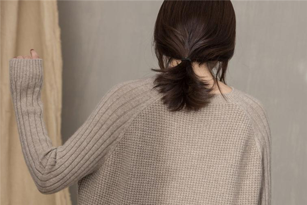 羊絨衫怎么收納 要注意干燥和通風(fēng) 羊絨衫怎么收納 要注意干燥和通風(fēng)