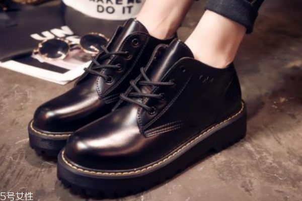 皮鞋變型怎么恢復 3招讓你天天穿新鞋