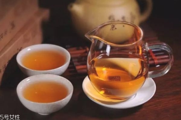 喝黑茶的好處和壞處 關(guān)于黑茶的認(rèn)識(shí)誤區(qū) 喝黑茶的好處和壞處 關(guān)于黑茶的認(rèn)識(shí)誤區(qū)