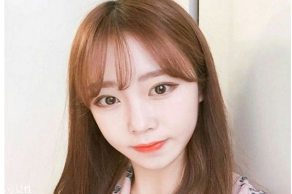 什么頭發(fā)顏色顯白 超顯白的頭發(fā)顏色 什么頭發(fā)顏色顯白 超顯白的頭發(fā)顏色