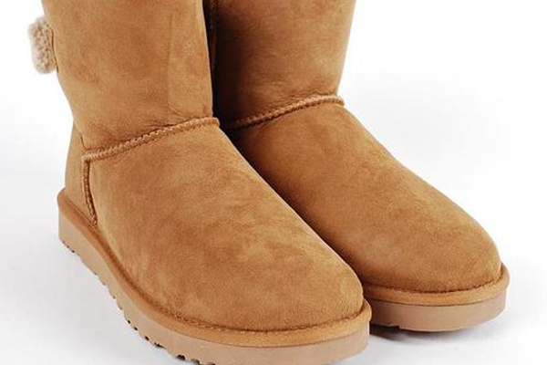 雪地靴可以水洗嗎？雪地靴能用洗衣機(jī)洗嗎？