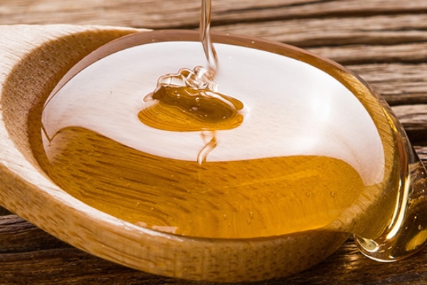 洋槐蜜和棗花蜜哪個(gè)好 前者更勝一籌 洋槐蜜和棗花蜜哪個(gè)好 前者更勝一籌