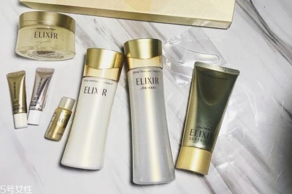 怡麗絲爾的水乳好用嗎 怡麗絲爾的水乳系列 怡麗絲爾的水乳好用嗎 怡麗絲爾的水乳系列