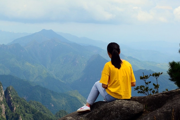 爬山喝什么水好 最好是涼白開(kāi) 爬山喝什么水好 最好是涼白開(kāi)