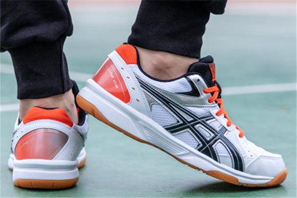 乒乓球鞋什么牌子好 選它們準(zhǔn)沒(méi)錯(cuò)