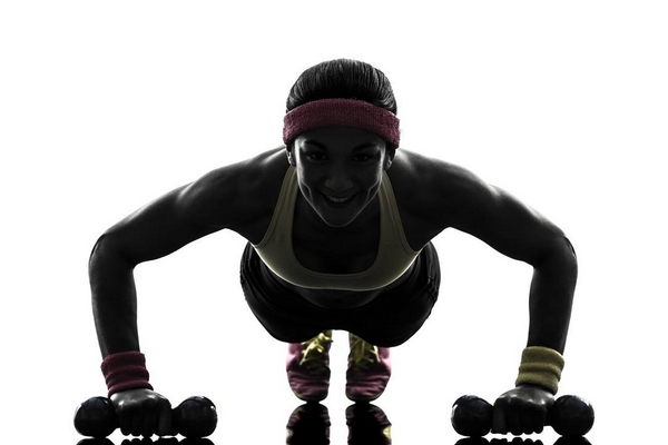 俯臥撐能讓肩膀變寬嗎 有這個作用 俯臥撐能讓肩膀變寬嗎 有這個作用