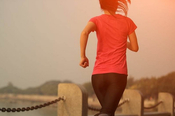 慢跑和跳繩哪個(gè)減肥效果好 推薦是跳繩 慢跑和跳繩哪個(gè)減肥效果好 推薦是跳繩