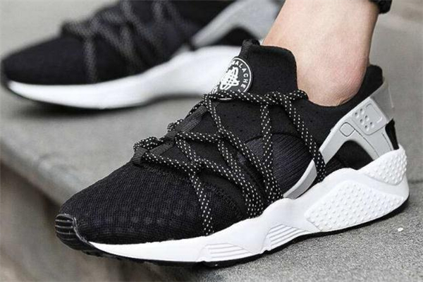 跑鞋品牌排行榜 大牌更加舒適 跑鞋品牌排行榜 大牌更加舒適