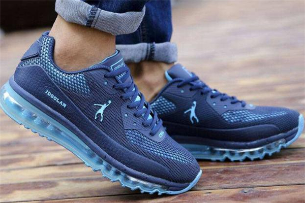 跑鞋品牌排行榜 大牌更加舒適 跑鞋品牌排行榜 大牌更加舒適