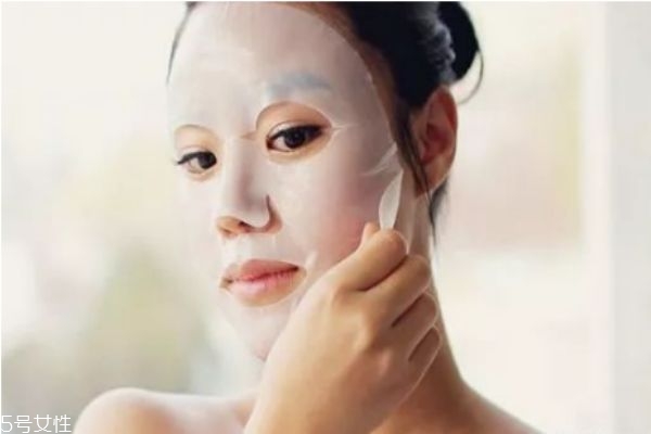 天天敷補(bǔ)水面膜對(duì)皮膚好嗎 敷面膜的最佳次數(shù) 天天敷補(bǔ)水面膜對(duì)皮膚好嗎 敷面膜的最佳次數(shù)