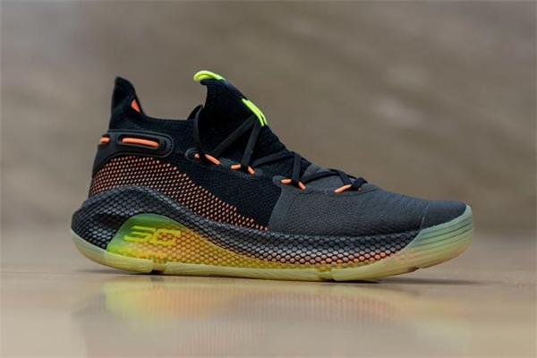 ua curry 6庫里6代戰(zhàn)靴測評(píng) 一起感受全掌緩震