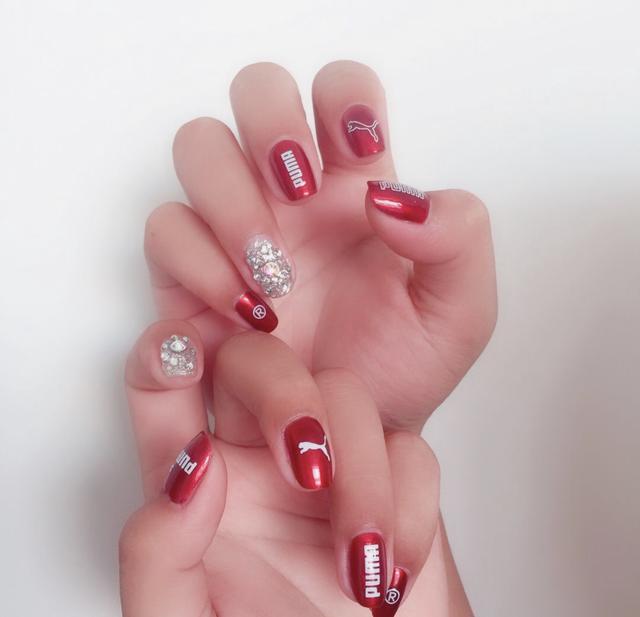 紅色鉆石美甲圖片 儀式感鉆石紅美甲 紅色鉆石美甲圖片 儀式感鉆石紅美甲