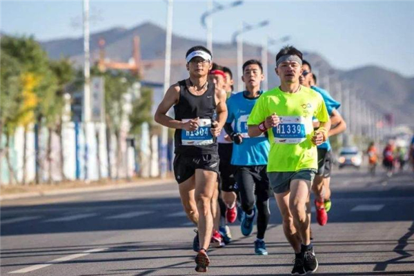 跑半馬怎么訓(xùn)練 制定合理計劃 跑半馬怎么訓(xùn)練 制定合理計劃