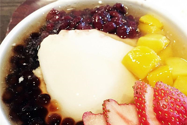 豆腐花有幾種吃法 咸甜辣味皆有 豆腐花有幾種吃法 咸甜辣味皆有