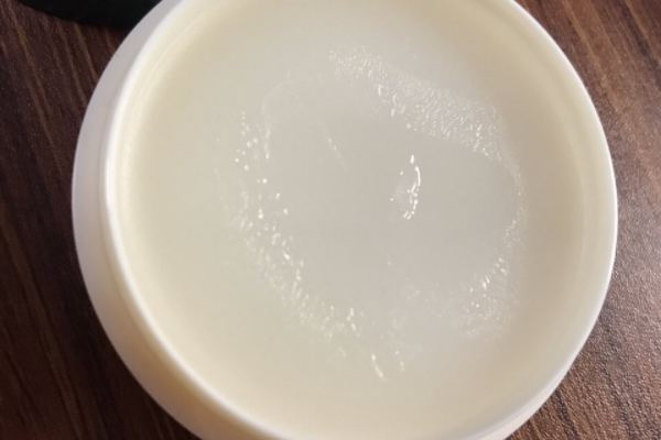 悅詩風(fēng)吟唇膜可以吃么 當(dāng)然不可以 悅詩風(fēng)吟唇膜可以吃么 當(dāng)然不可以