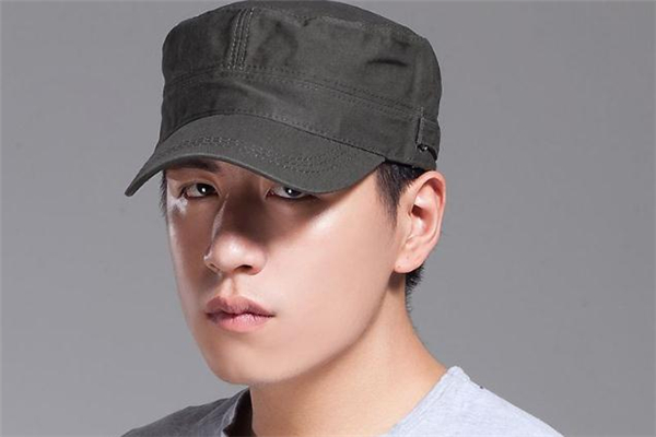 平頂帽怎么搭配衣服 注意這些細(xì)節(jié) 平頂帽怎么搭配衣服 注意這些細(xì)節(jié)