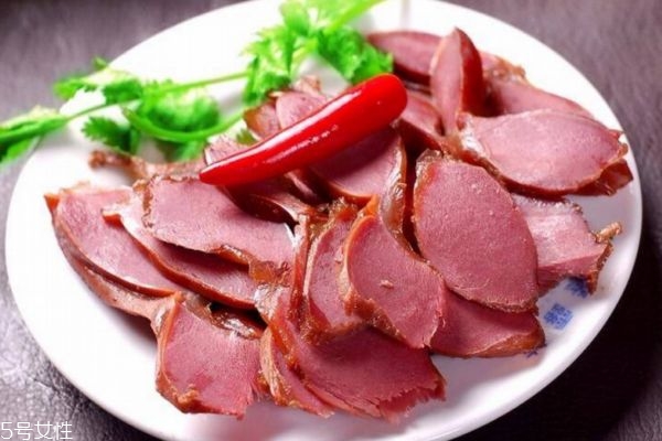 鹵菜有營(yíng)養(yǎng)嗎 鹵水香料配方 鹵菜有營(yíng)養(yǎng)嗎 鹵水香料配方