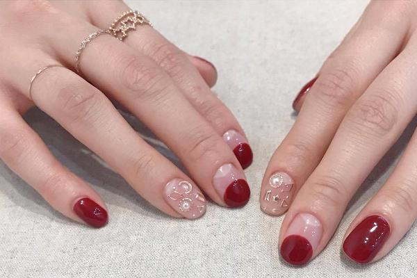 耐看美甲圖案 經(jīng)典顯白美甲圖片 耐看美甲圖案 經(jīng)典顯白美甲圖片