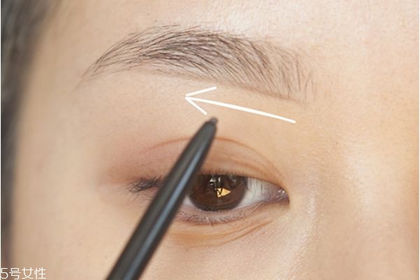 日常大眼妝的畫法教程 日常大眼妝畫法 日常大眼妝的畫法教程 日常大眼妝畫法