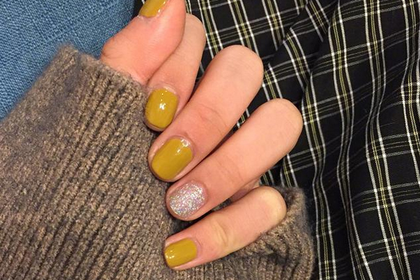 高級時(shí)髦職場美甲圖片 搶眼上班族美甲